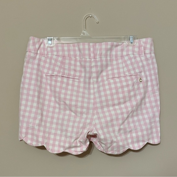 Crown & Ivy Pink Gingham Scalloped Hem Shorts size 6 - Picture 2 of 3